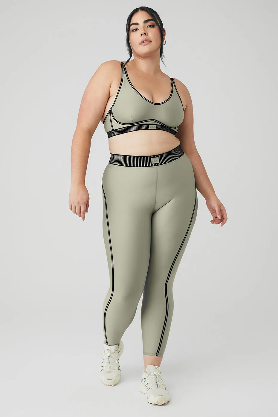 Airlift Line Up Bra & Airlift High-Waist 7/8 Line Up Legging Set