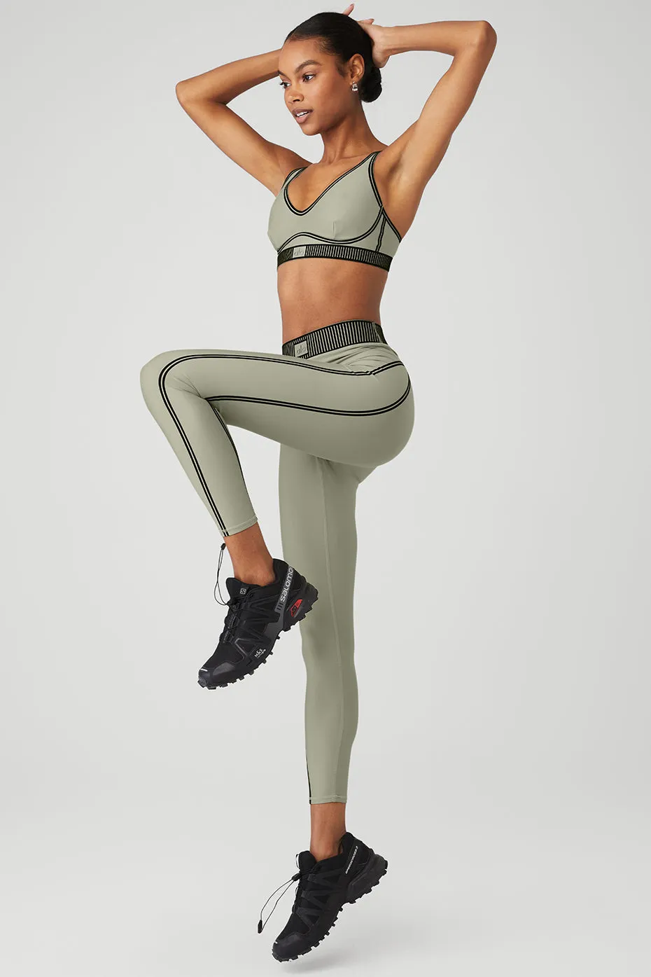 Airlift Line Up Bra & Airlift High-Waist 7/8 Line Up Legging Set