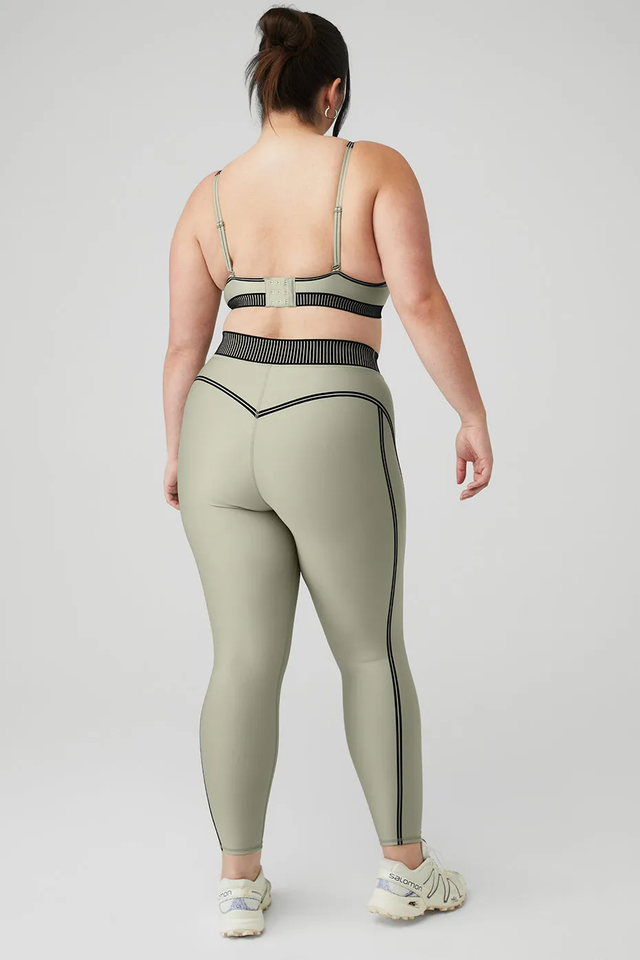 Airlift Line Up Bra & Airlift High-Waist 7/8 Line Up Legging Set