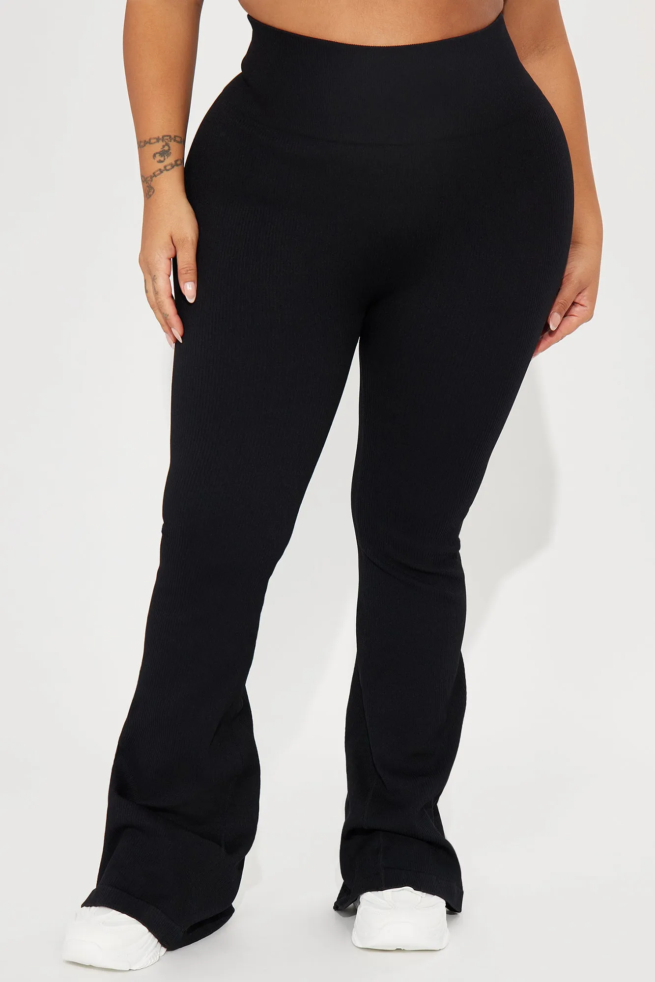 Beach Body Effortless Seamless Active Yoga Pant - Black