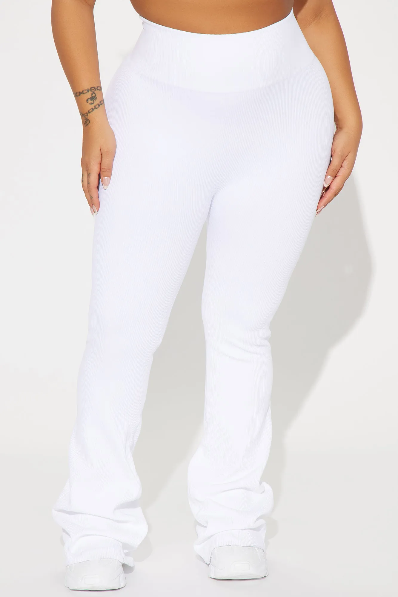 Beach Body Effortless Seamless Active Yoga Pant - White