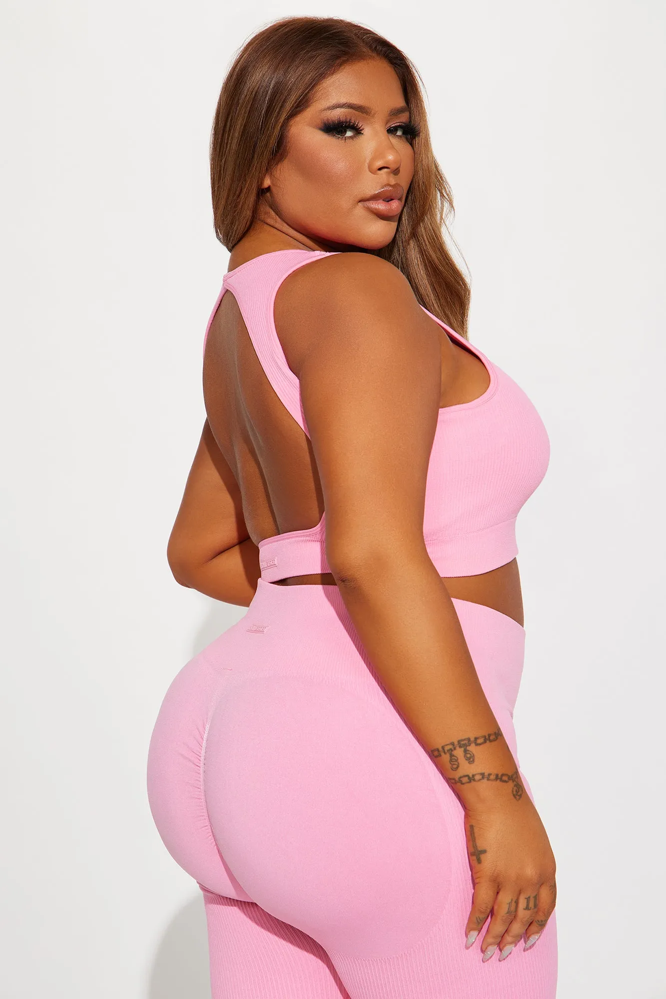 Beach Body Effortless Seamless Sports Bra - Bubblegum Pink