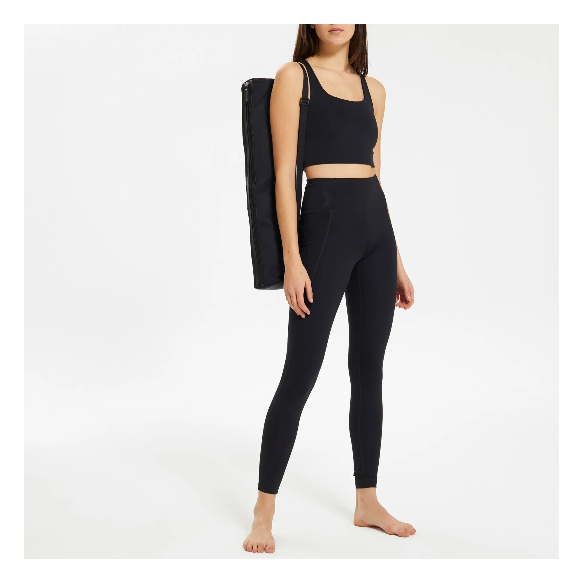 GIRLFRIEND COLLECTIVE Compression Stretch Leggings in Black