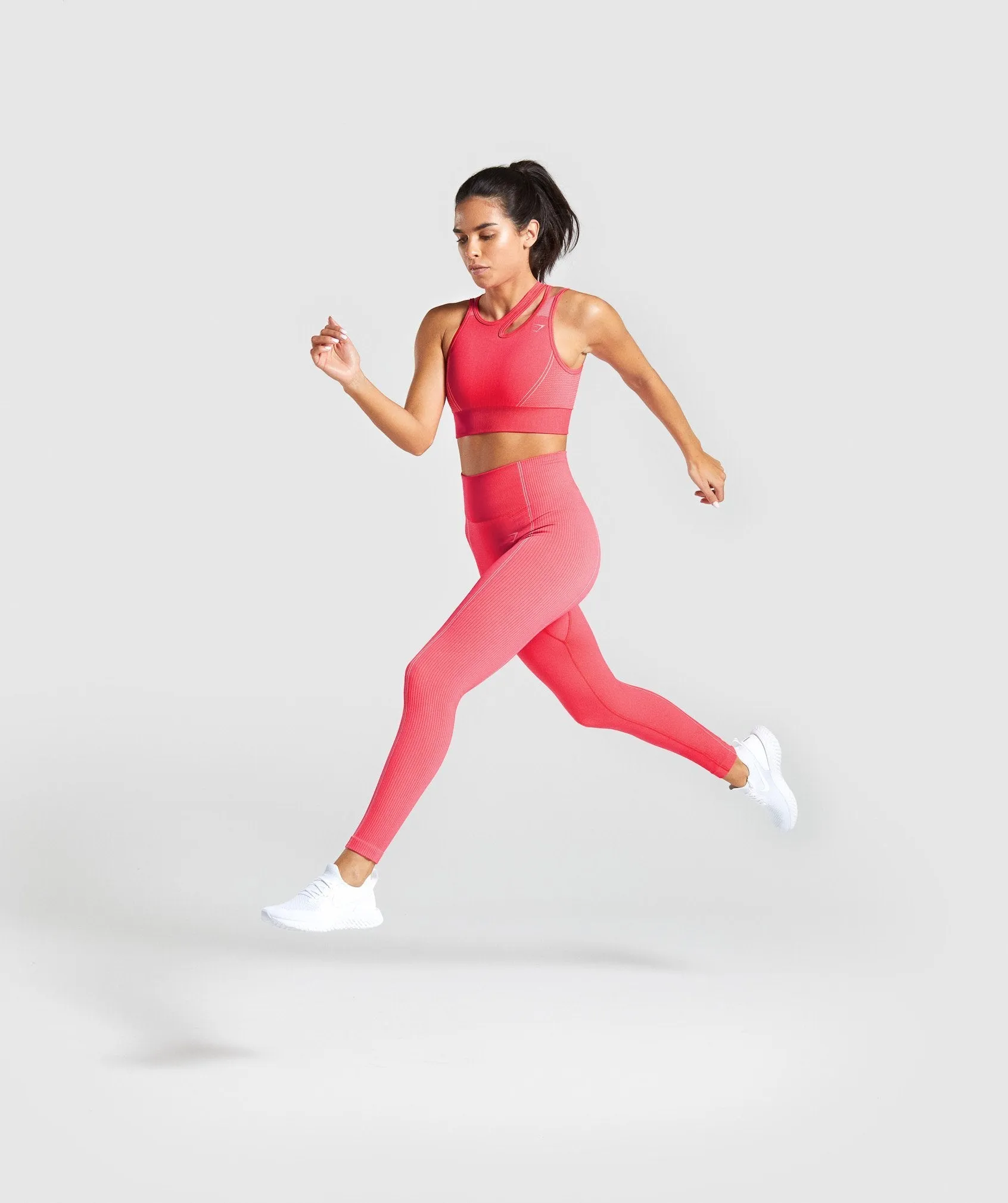 Gymshark Ultra Seamless Sports Bra - Pink