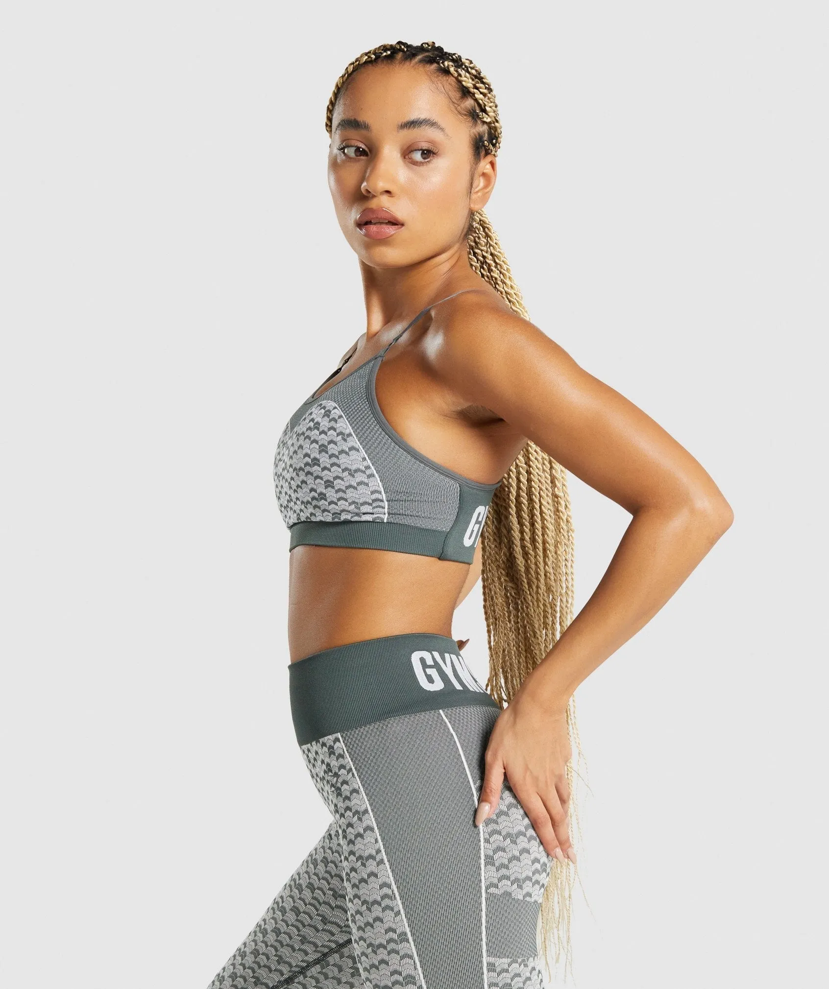 Gymshark WTFlex Seamless Strappy Sports Bra - Chevron | Charcoal