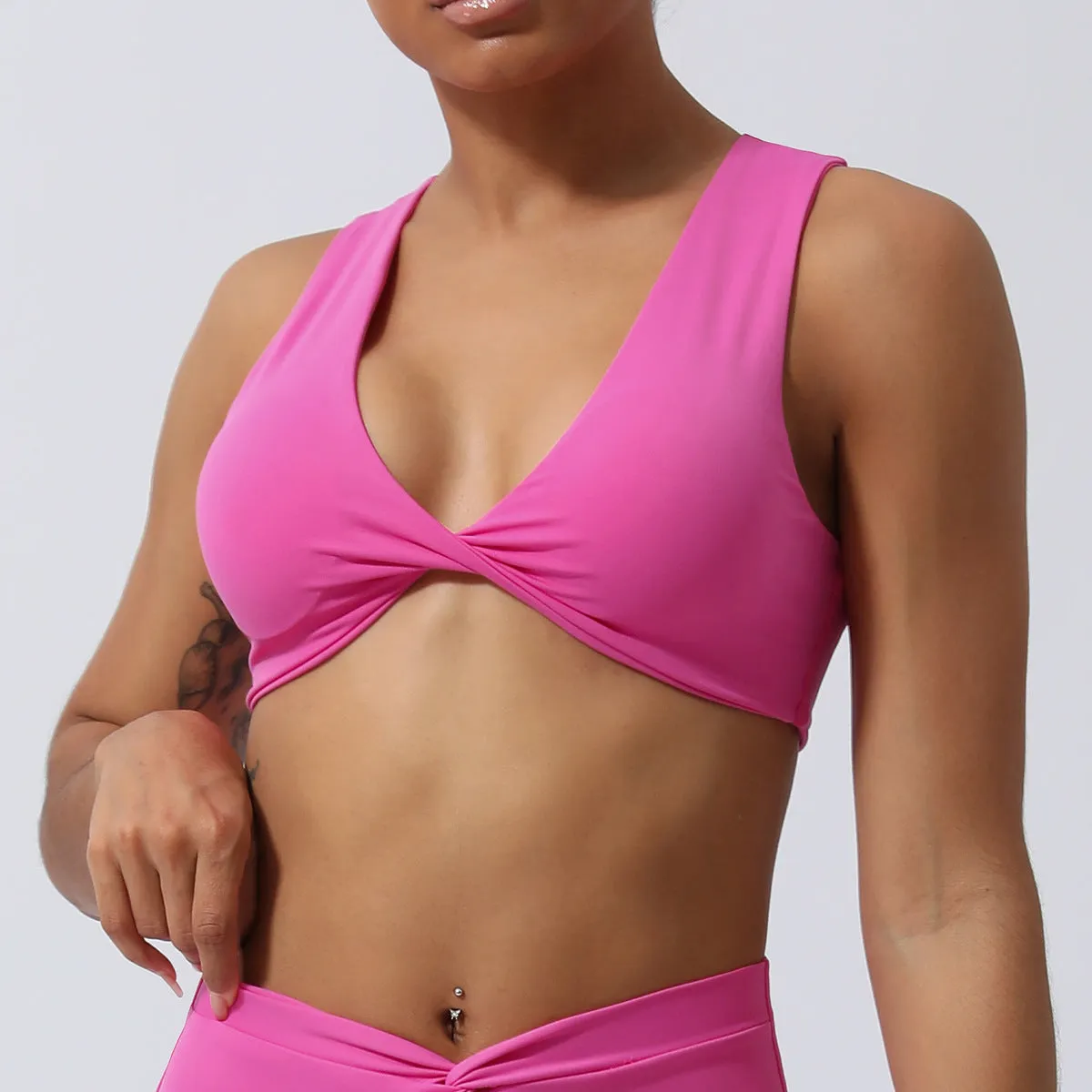 Twist Push-up Yoga Sports Bra