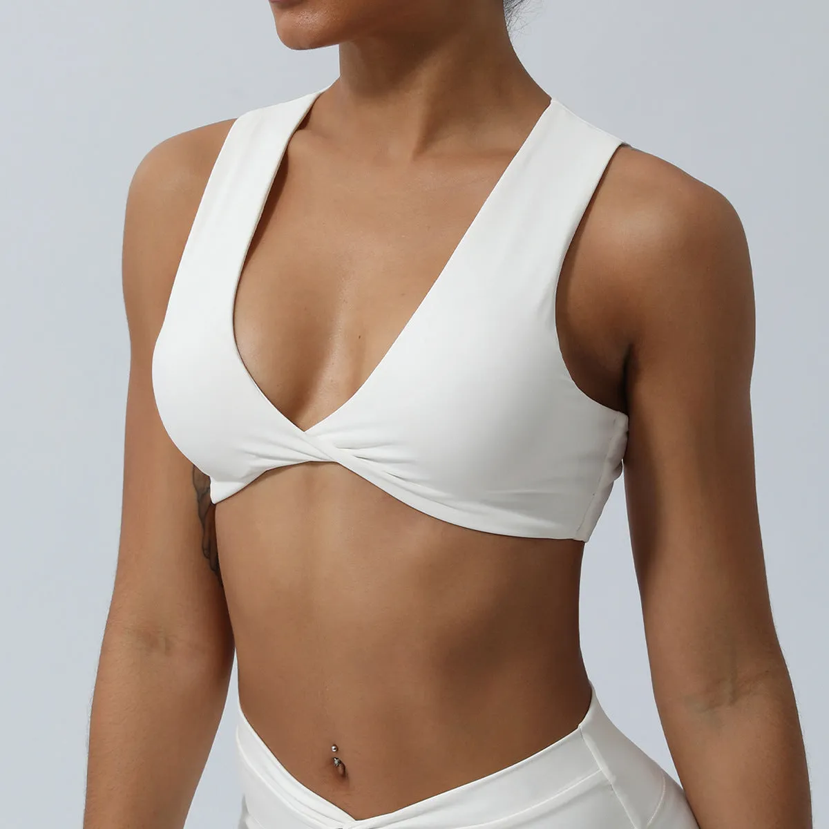 Twist Push-up Yoga Sports Bra