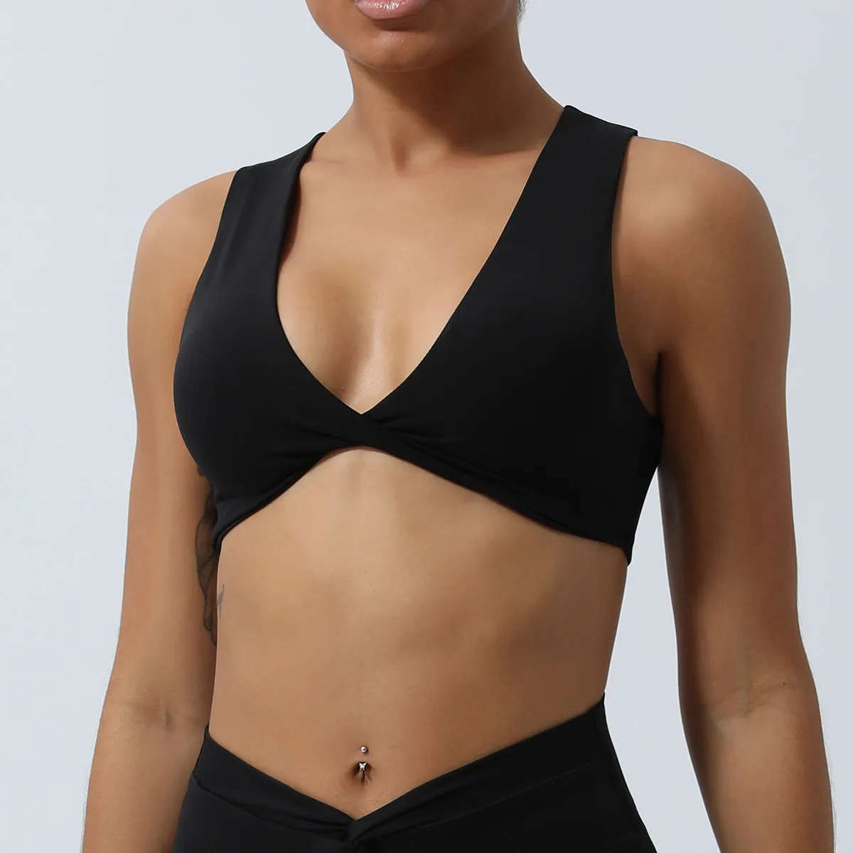 Twist Push-up Yoga Sports Bra