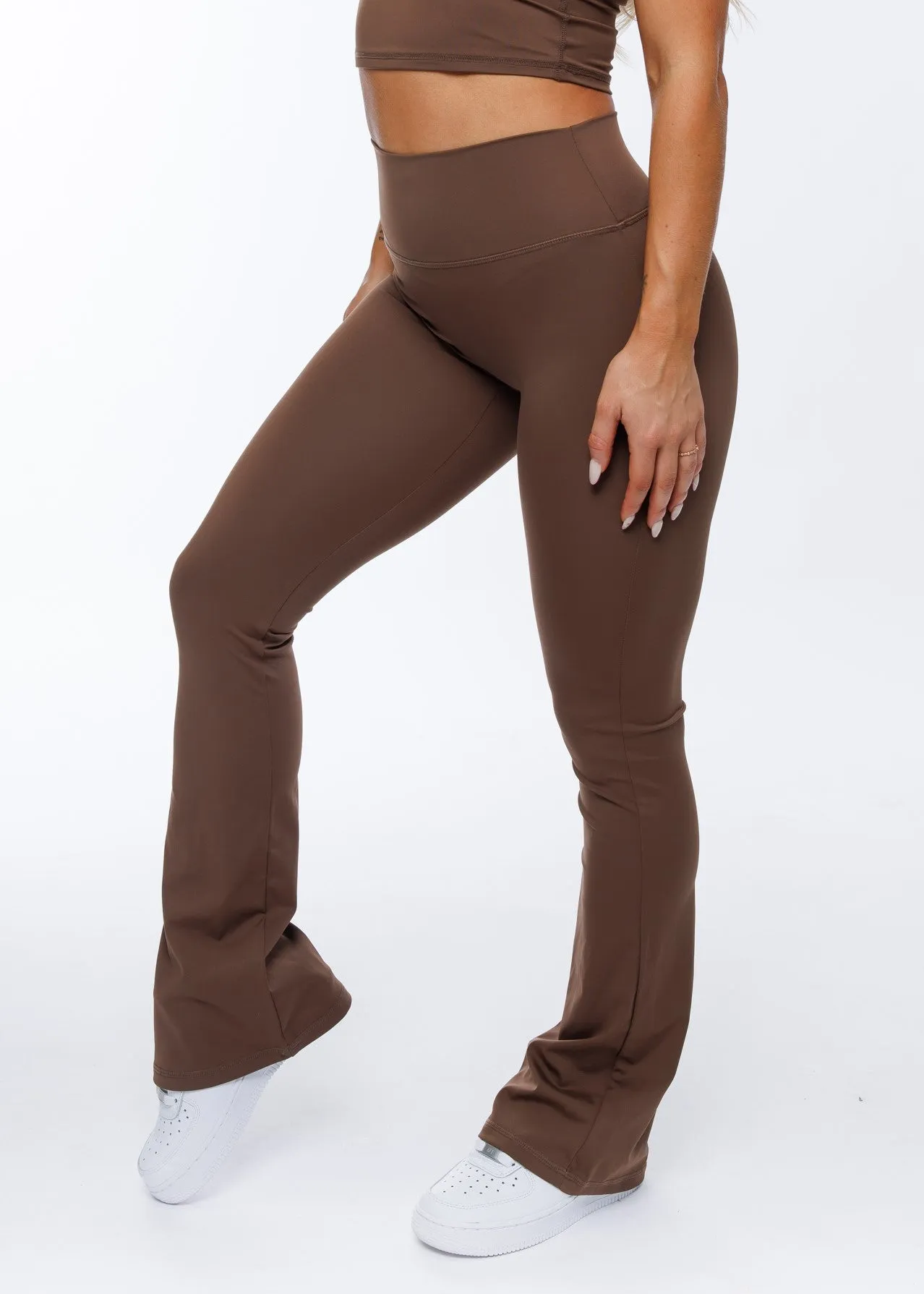 Vantage Flare Leggings - Chocolate